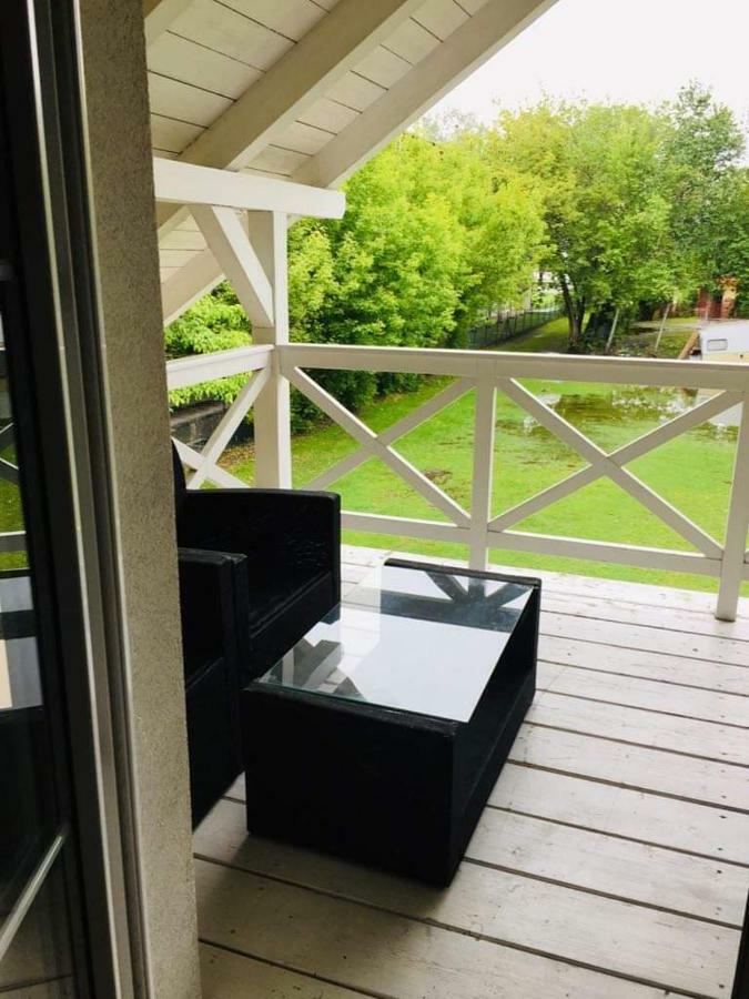 Rozmaring Haz Villa Balatonlelle Luaran gambar